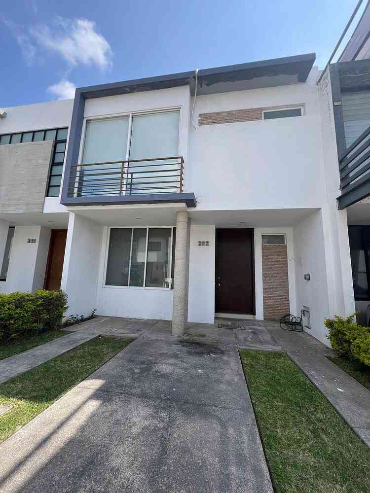 casa en venta avenida de la pradera  zapopan jalisco pNOKy73