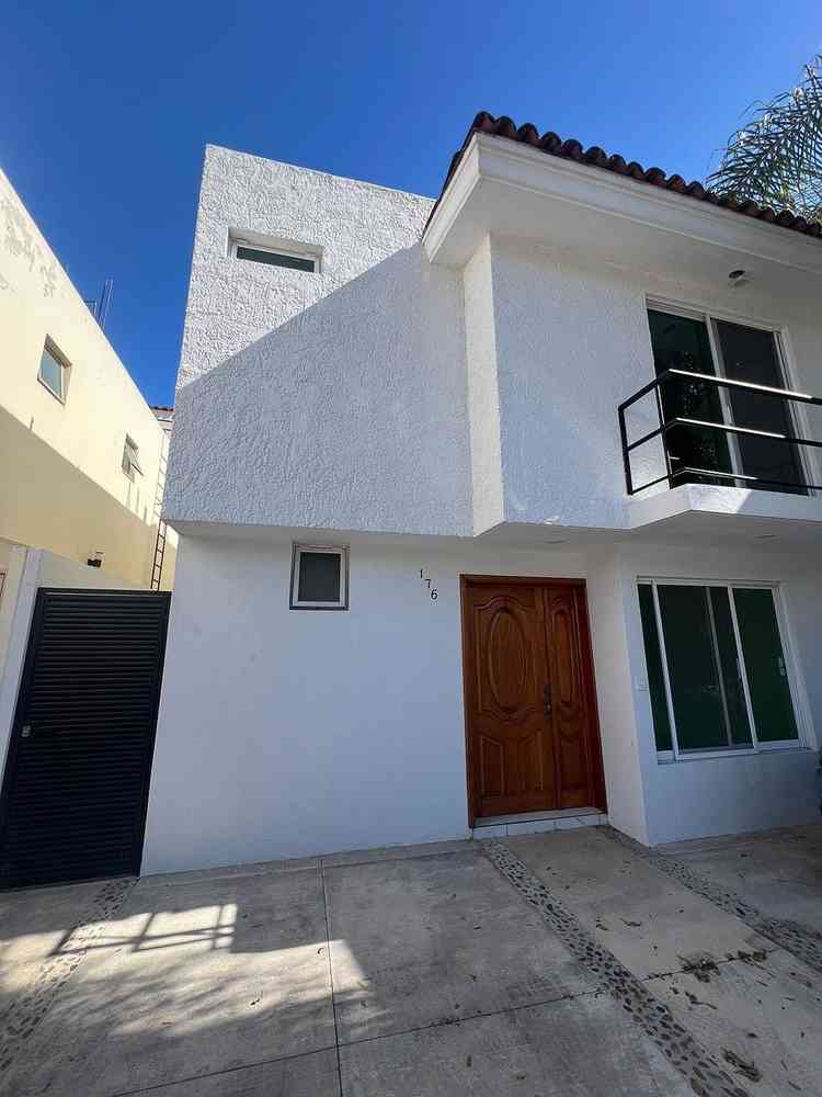 casa en renta calle boulevard prolongacion mariano otero la tijera tlajomulco de zuniga jalisco pIa4szP